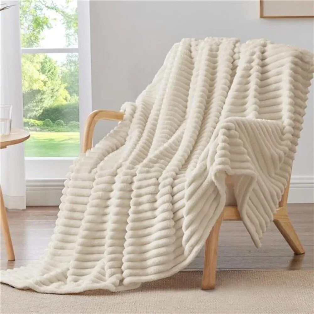 Fleece Throw Blanket for Couch - 300GSM Soft & Warm Fluffy Beige Blanket, Decor